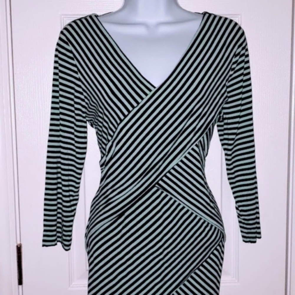 Vince Camuto Mint Black Stripe Crossover Top Med